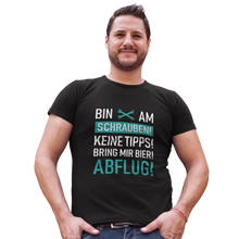 Lade das Bild in den Galerie-Viewer, Bin am Schrauben - Herren T-Shirt
