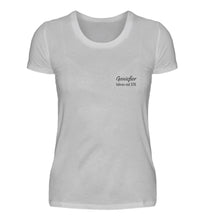 Lade das Bild in den Galerie-Viewer, GENIESSER fahren mit STIL  - Damen T-Shirt