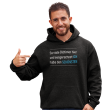 Lade das Bild in den Galerie-Viewer, So viele OLDTIMER hier - Herren Kapuzenpullover