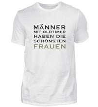 Lade das Bild in den Galerie-Viewer, MÄNNER mit Oldtimer  - Herren T-Shirt